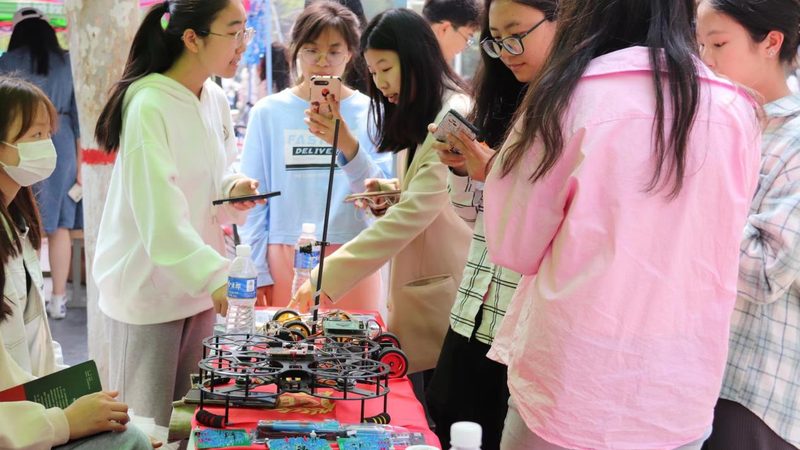 高新技术企业可享受以下税收优惠政策：